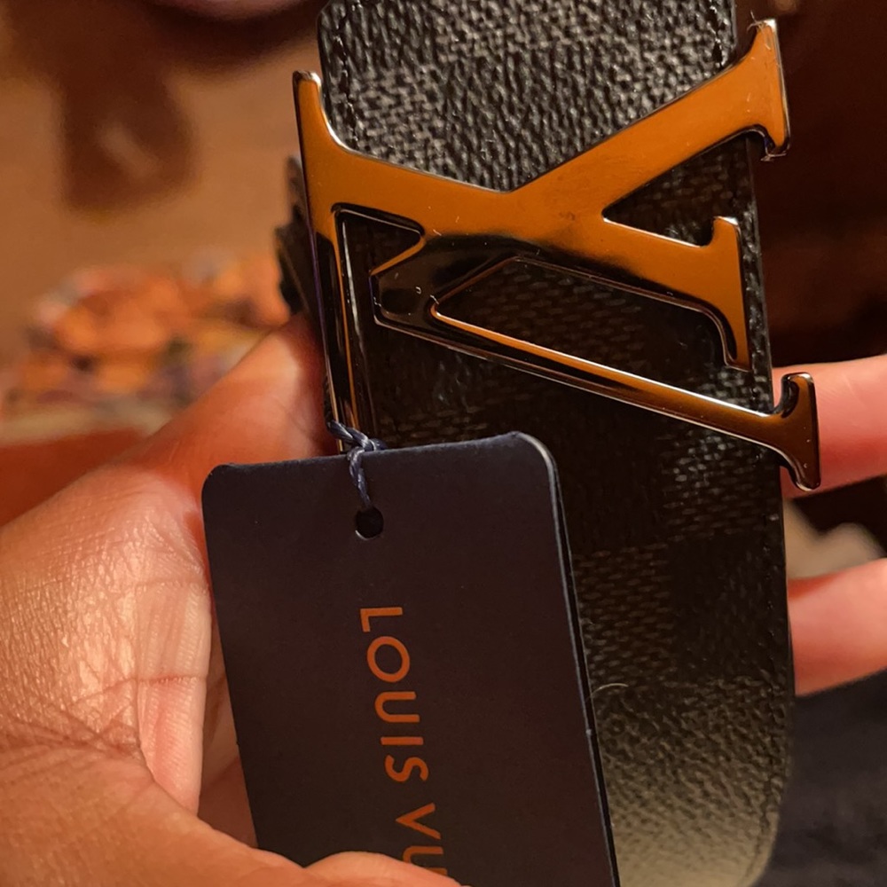 Louie Vuitton Belt - Picture 5 of 6